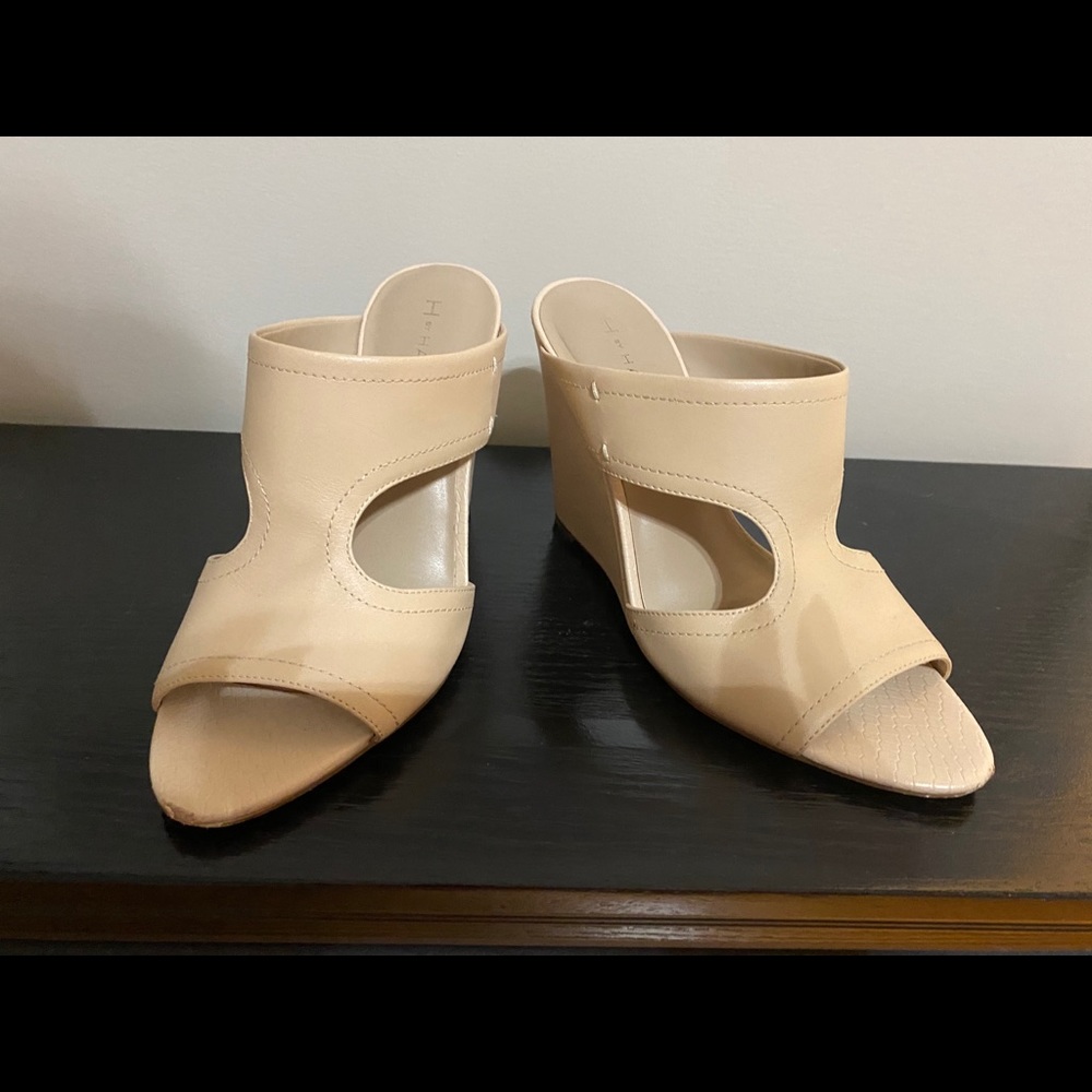 Cream Wedges